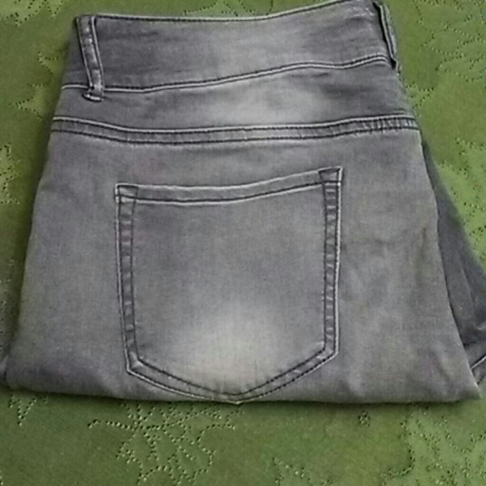 Maurice's Grey pants